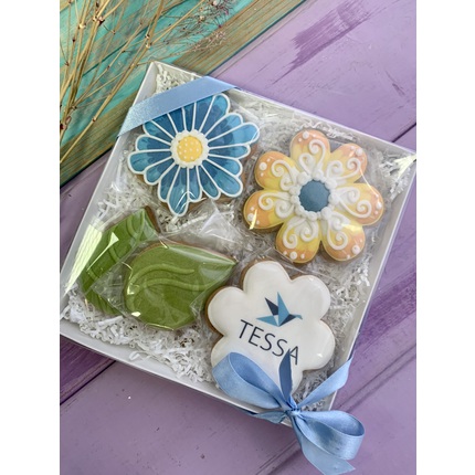 Подарочный набор цветов с логотипом - магазин CookieCraft
