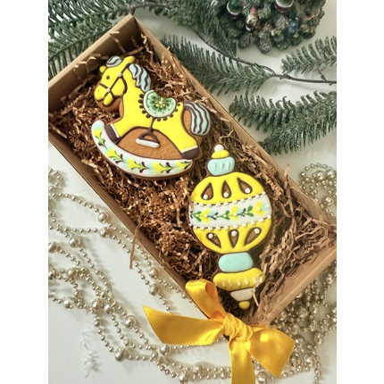 Лошадка с игрушкой - магазин CookieCraft