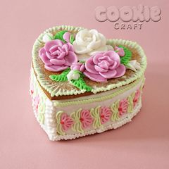 Пряничная шкатулка "Сладкое сердце" - магазин CookieCraft
