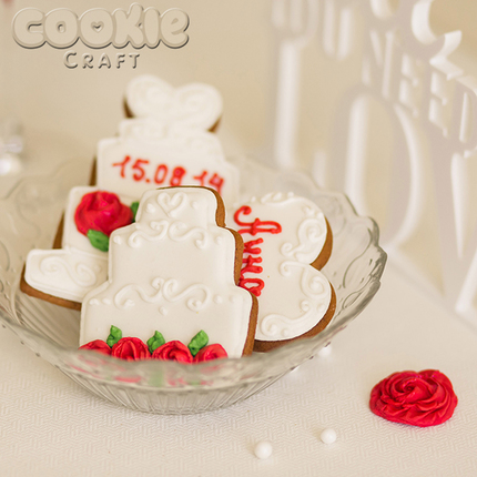 Пряник "Свадебный тортик с розами" - магазин CookieCraft