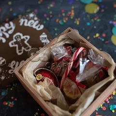 Набор сладостей в деревянной коробке "Happy New Year"