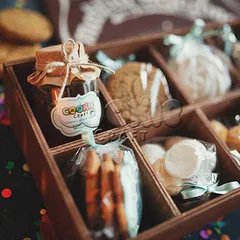 Набор сладостей в деревянной коробке "Merry Christmas"